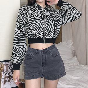 Sweat-shirt à capuche pour femme à imprimé zèbre, manches longues, style streetwear décontracté, tendance, vêtements personnalisés en gros, USA - Product Image 4