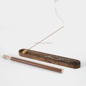 El soporte decorativo de madera para varitas de incienso mejora tu espacio con aromas relajantes disponibles a granel - Product Image 1