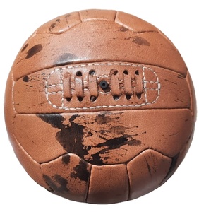 Balones de fútbol de cuero clásico vintage - Product Image 1