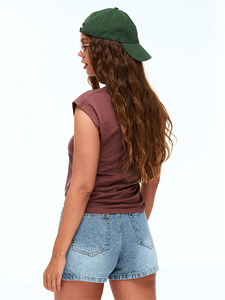 Camiseta de Manga Corta Y2K para Mujer, 100% Algodón, Logotipo Personalizado, Estilo Urbano, Look Juvenil, Top de Moda de Verano, Ropa de Mujer al por Mayor - Product Image 3