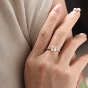 Anillo de Oro Amarillo Sólido de 14K con Diamante Cultivado en Laboratorio de 1.5ct con Corte Antiguo, Diseño Floral Art Nouveau de Triple Punta para Mujer - Product Image 1