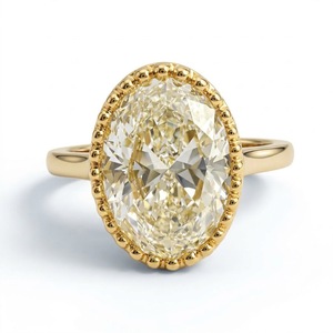 Anillo de Compromiso y Boda con Diamante Ovalado de 5 Quilates Cultivado en Laboratorio, Certificado por IGI, Oro Amarillo de 14K, Minimalista, Vintage, con Bisel Milgrain, Solitario - Product Image 1
