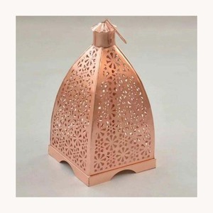 Lanterne suspendue en métal élégante, style marocain moderne, porte-bougie décoratif personnalisé, nouvelle arrivée pour la maison - Product Image 1