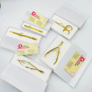 Herramientas de Belleza para Uñas, Cortaúñas de Acero Inoxidable con Acabado Dorado Plasma, Empujador de Cutículas con Logotipo Personalizado, Cortaúñas, Tijeras para Uñas - Product Image 1