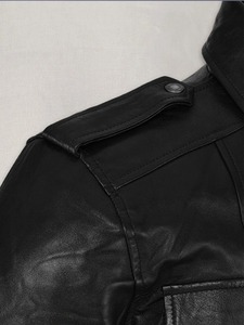 Veste en cuir Leon Kennedy Resident Evil 6 - Product Image 4