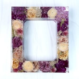 Elegante Marco de Fotos de Resina Hecho a Mano para Preservar Recuerdos Preciosos con un Estilo Moderno para la Decoración del Hogar - Product Image 3
