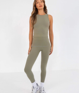 Débardeur pour femme, vêtements de yoga à prix bas, matière spandex, disponible dans toutes les couleurs et modèles - Product Image 4
