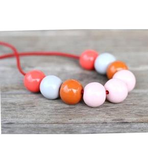 Collier artisanal de luxe sur mesure, de la meilleure qualité, magnifiquement poli, en résine, pour femmes. - Product Image 5