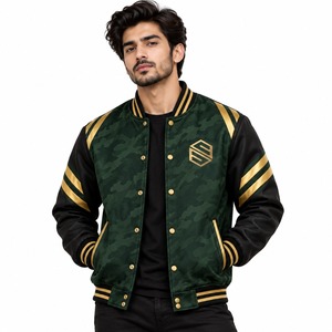 Veste varsity pour homme en tissu denim durable, col et poignets côtelés, fermeture à boutons pression, coupe décontractée et poches fonctionnelles, fabriquée avec des composants OEM. - Product Image 1