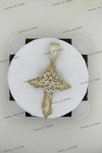Collier pendentif croix en argent serti de moissanite, style diamant, avec breloque crucifix floral, bijoux hip-hop, cadeau tendance unisexe - Product Image 2