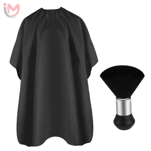 ผ้าคลุมตัดผมสีดำ วัสดุผ้าทอไม่ติดเส้นผม สำหรับใช้ในร้านเสริมสวย - Product Image 1