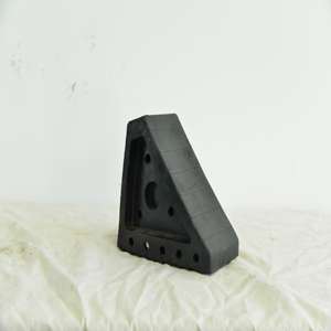 Muestra al por mayor disponible: Nuevo y duradero tope de rueda de goma maciza ligero para equipos de estacionamiento, cocheras y sistemas de jardín. - Product Image 2