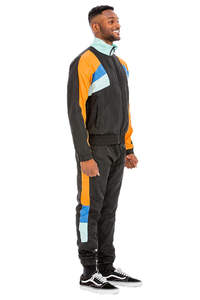 Conjunto Deportivo de Dos Piezas con Logotipo Personalizado, Chaqueta Cortavientos de Nailon y Pantalones Joggers Transpirables, Impermeables y Resistentes al Viento para Hombre - Product Image 3