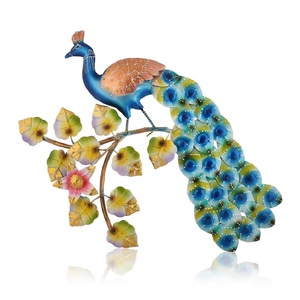 Statues décoratives en métal en forme de paon, figurines traditionnelles indiennes pour la décoration festive, sculpture pour la maison, le bureau, les fêtes et les cadeaux - Product Image 3