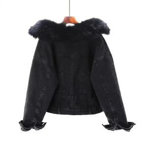 Veste en jean noire pour femme, manteau d'hiver épais style camionneur avec col en fourrure - Product Image 5