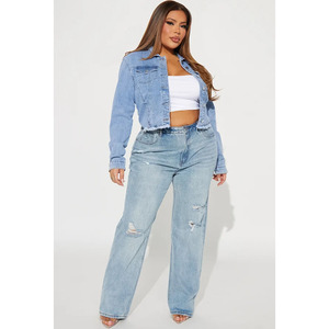 Blouson en jean bleu clair Omen, coupe courte, ourlet effiloché, style streetwear, Twin City, vente en gros, vintage, délavé, manteau d'extérieur, mode personnalisée - Product Image 3