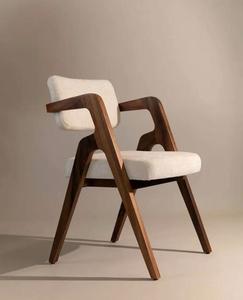 Chaise en bois robuste avec finition grain de bois naturel pour restaurants, cafés, hôtels et salles à manger - Product Image 1