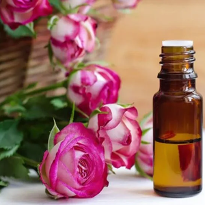 Wholesale Pure Rose Essential Oil Steam Distilled Natural Floral Oil for <b>Perfume</b> Skincare Aromatherapy Relaxation Bulk Supplier - Product Image 4