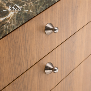 Bouton de meuble moderne à base conique et sommet sphérique, finition argent brossé, bouton de tiroir minimaliste pour armoire de cuisine, armoire et quincaillerie de meubles - Product Image 1