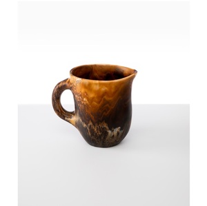 Jarra de Resina Contemporánea para Decoración Elegante del Hogar, Centro de Mesa y Presentación Estilosa para Servir Bebidas - Product Image 2