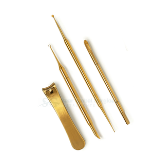 Ciseaux à cuticules pliables pour droitiers en acier inoxydable doré à lame incurvée, outil de beauté professionnel durable - Product Image 4