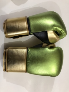 Gants de boxe en cuir de vachette avec logo personnalisé, gants d'entraînement professionnels pour la boxe, le kickboxing, le MMA, vente en gros directe - Product Image 5
