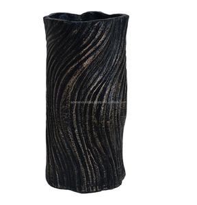 Azora Industries Vases à fleurs décoratifs en aluminium haut de gamme avec touche en bronze noir Décoration de la maison élégante en céramique de qualité supérieure - Product Image 3
