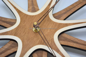 Horloge murale moderne pour salon Horloge créative pour la maison Horloge atmosphérique silencieuse Table suspendue par Falak World Export - Product Image 2