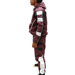 Ensemble de survêtements unisexe personnalisable, léger et décontracté, avec pantalon cargo et technique d'impression, pour le sport - Product Image 3