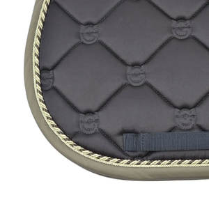 Tapis de selle scintillant confortable avec cordon, vente en gros, fabricant sur mesure pour l'équilibre cavalier et équin - Product Image 3