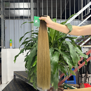 Proveedores de paquetes brasileños de cabello humano virgen a granel para trenzar cabello rizado sin trama Vietnam rizado cabello trenzado humano a granel - Product Image 1