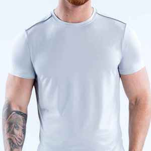 Camiseta Deportiva de Manga Corta para Hombre, Cuello Redondo, Color Gris Claro, Corte Ajustado, Tejido de Secado Rápido, Estilo Atlético - Product Image 5
