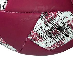 Ballon de football professionnel de qualité supérieure, durable, avec une couche de protection et une texture lisse pour l'entraînement - Product Image 6