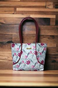 Bolso de Mano de Cuero PU al por Mayor para Mujer, Bolso Tote de Moda, Logotipo Personalizado, Fabricante OEM ODM - Product Image 5