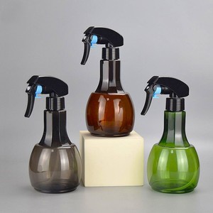 Professional 400ml Eco-Friendly Plastic Fine Mist Spray Bottle – Refillable Barber Hair Salon Water Sprayer for Hair Styling - Product Image 5