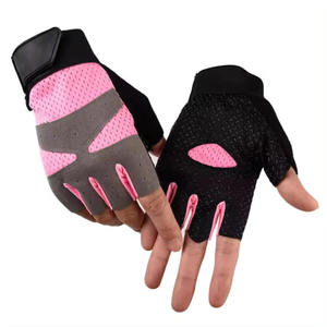 Mitaines d'hiver en cuir beige à doigts complets, compatibles écran tactile, avec détection de la pression, paume à grain doux, revers fendu et doublure en cachemire - Product Image 3
