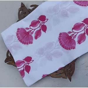 Tissu imprimé en coton de haute qualité, matériau durable, doux et lisse pour les vêtements de mode, la couture, l'artisanat et l'ameublement. - Product Image 5