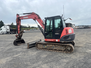 Excavadora Compacta Hidráulica sobre Orugas KX080-4 de 1000 Toneladas, Modelo 2023, de Texas, para Proyectos de Construcción, Paisajismo y Servicios Públicos - Product Image 6
