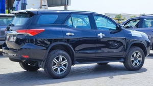2025 TO YOTA Fortuner Max Premium Turbo Diesel Engine SUV Automatic Transmission Used Car Left Dark Leather <b>Panoramic</b> R20 Euro V - Product Image 5