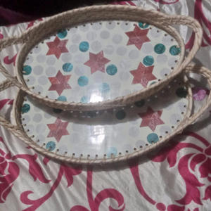 Plateau de service alimentaire en bois et en rotin poli durable personnalisé avec motif floral imprimé Vente en gros disponible - Product Image 2