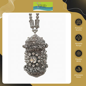 Customizable Lightweight Metal Beaded <b>Clutch</b> Handbags-Women's Silk Lining Vivid Brand for Parties 1-1.9L Capacity - Product Image 2