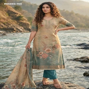 Conjunto de Salwar-Suit y Dupatta de Algodón y Seda de Buena Calidad para Uso Ocasional con Trabajo Artesanal, Compra en Línea, Suministro al por Mayor en India - Product Image 1