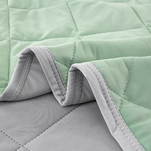 Juego de Edredón de Poliéster Refrigerante, Tela de Microfibra Acolchada, Ropa de Cama de Estilo Moderno, Gris Verde Menta, Uso Doméstico, Lavable a Máquina, 300 Hilos - Product Image 4