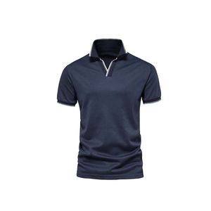 เสื้อโปโลถักไหมพรมสีพื้นเรียบง่าย สไตล์พื้นฐาน กระดุมติด ผ้าฝ้าย 100% แขนสั้น เสื้อสเวตเตอร์ผู้ชาย - Product Image 2