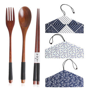 Ensemble de couverts en bois fabriqués en Inde pour des repas et un service alimentaire éco-responsables, disponible à la qualité et au prix d'exportation - Product Image 6