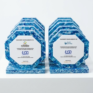 Custom Recycled Hexagon Crystal <b>Plaque</b> Laser <b>Engraving</b> UV Printing Polished Finish Recognition Award Promotional Business Events - Product Image 3