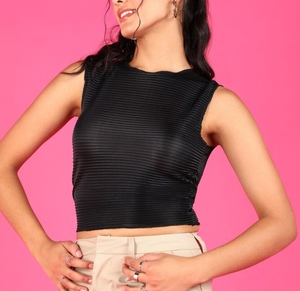 Débardeur court tendance 2026 pour femme, style été, coupe ajustée, parfait pour les tenues décontractées, basique mais de haute qualité - Product Image 1