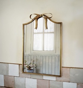 Miroir mural rond encadré en laiton avec un design en forme de nœud, style Art Déco, fait main, style décoratif traditionnel - Product Image 1