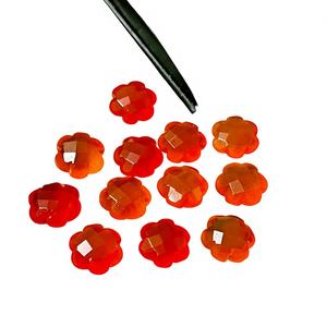 ลูกปัดคาร์เนเลียนรูปดอกไม้ทรงบริโอเล็ต ลูกปัดคริสตัลคาร์เนเลียนธรรมชาติรูปดอกไม้ ลูกปัดพลอยทำมือสำหรับทำเครื่องประดับ - Product Image 1