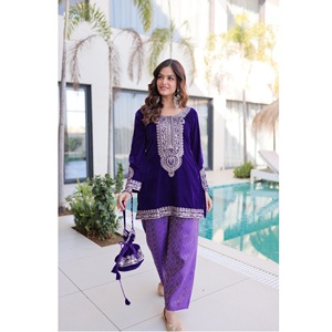 Ensemble Kurti et pantalon prêt-à-porter avec collection Batwa pour femmes, vêtements indiens et pakistanais classiques, Kurti et pantalon pour femmes - Product Image 1